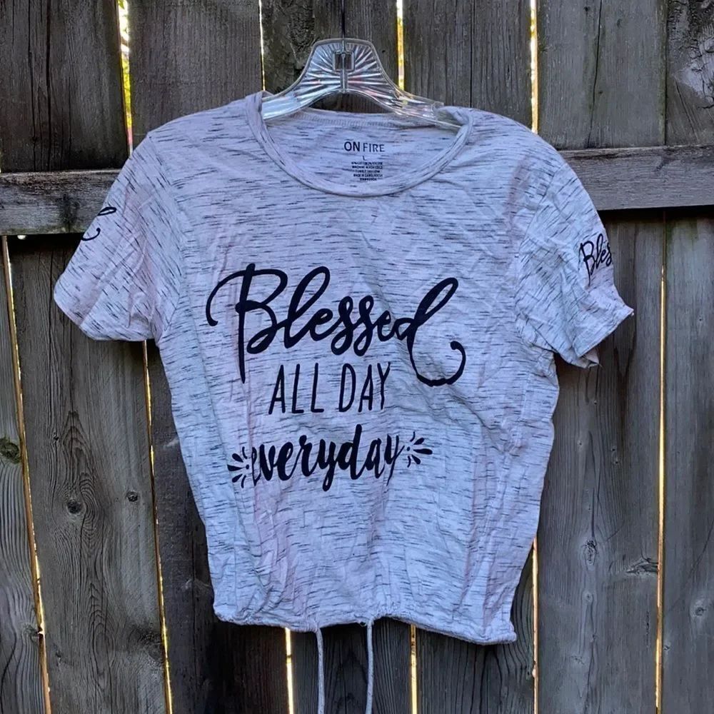 On Fire Blessed Tee sz. L